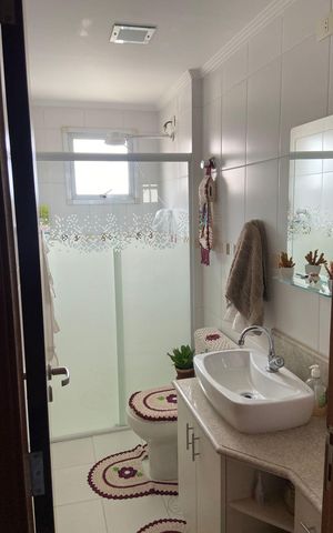Apartamento para alugar com 100m², 3 quartos e 3 vagas Apartamento para alugar com 100m², 3 quartos e 3 vagasBanheiro