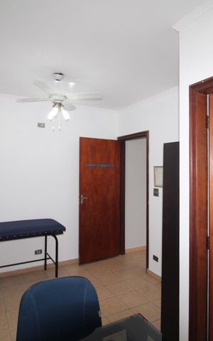 Casa à venda com 140m², 5 quartos e sem vagaQuarto 3