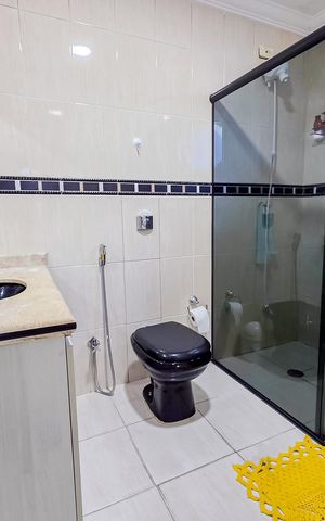 Casa à venda com 236m², 3 quartos e 3 vagas