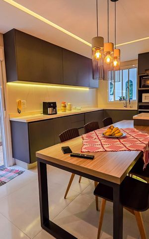 Casa à venda com 236m², 3 quartos e 3 vagas