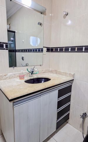 Casa à venda com 236m², 3 quartos e 3 vagas