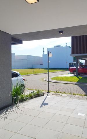 Casa de condomínio à venda com 224m², 3 quartos e 3 vagasSala - Vista