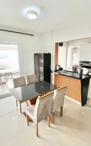 Apartamento à venda com 120m², 3 quartos e 2 vagas Apartamento à venda com 120m², 3 quartos e 2 vagasSala