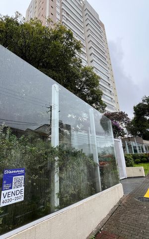 Apartamento à venda com 120m², 3 quartos e 2 vagas Apartamento à venda com 120m², 3 quartos e 2 vagasFachada/Placa