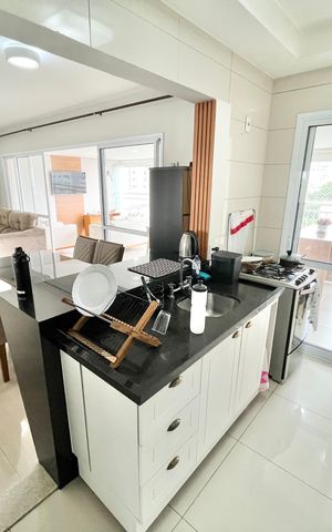 Apartamento à venda com 120m², 3 quartos e 2 vagas Apartamento à venda com 120m², 3 quartos e 2 vagasCozinha