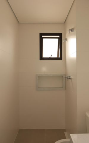 Apartamento à venda com 117m², 3 quartos e 2 vagasBanheiro da Suíte 2