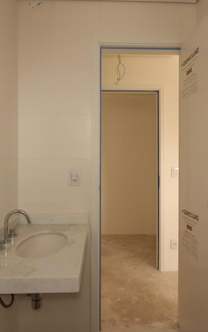 Apartamento à venda com 117m², 3 quartos e 2 vagasBanheiro da Suíte 2