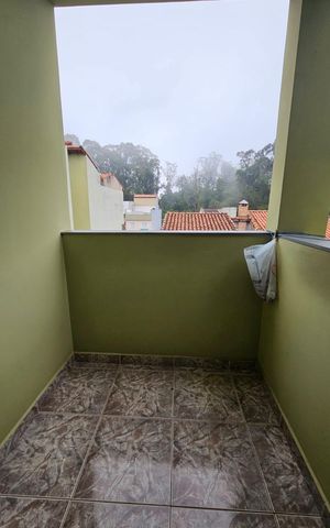Casa à venda com 235m², 3 quartos e 4 vagas Casa à venda com 235m², 3 quartos e 4 vagasÁrea externa