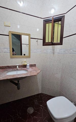 Casa à venda com 235m², 3 quartos e 4 vagas Casa à venda com 235m², 3 quartos e 4 vagasLavabo