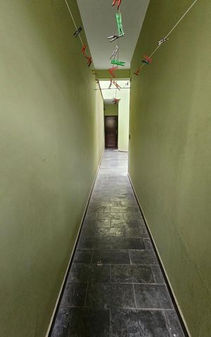Casa à venda com 235m², 3 quartos e 4 vagas Casa à venda com 235m², 3 quartos e 4 vagasÁrea externa
