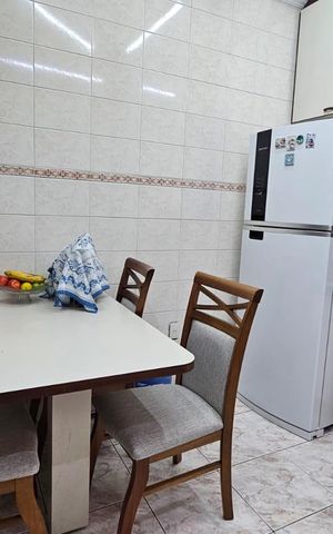 Casa à venda com 235m², 3 quartos e 4 vagas Casa à venda com 235m², 3 quartos e 4 vagasCozinha