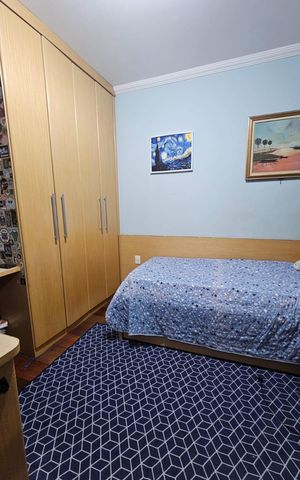 Casa à venda com 235m², 3 quartos e 4 vagas Casa à venda com 235m², 3 quartos e 4 vagasQuarto