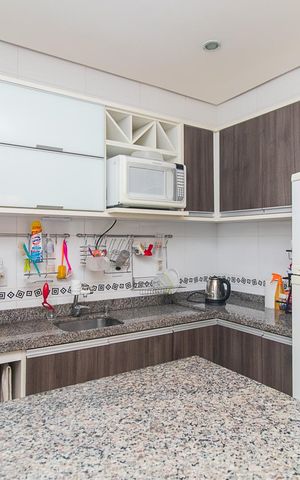 Casa à venda com 187m², 3 quartos e 2 vagasCozinha