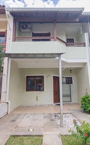 Casa à venda com 187m², 3 quartos e 2 vagasFachada
