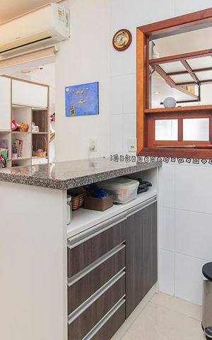 Casa à venda com 187m², 3 quartos e 2 vagasCozinha