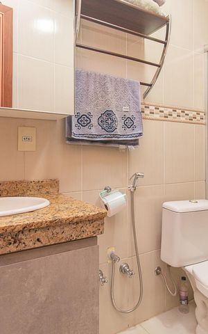 Casa à venda com 187m², 3 quartos e 2 vagasBanheiro da Suíte
