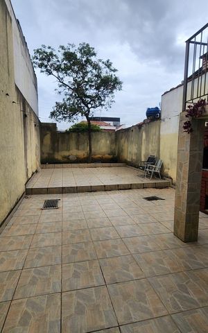 Casa à venda com 220m², 4 quartos e 3 vagasÁrea externa