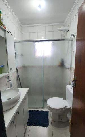 Casa à venda com 220m², 4 quartos e 3 vagasBanheiro