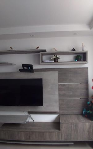 Apartamento à venda com 49m², 2 quartos e 1 vaga Apartamento à venda com 49m², 2 quartos e 1 vagaSala