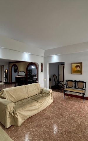 Apartamento à venda com 243m², 3 quartos e 3 vagas Apartamento à venda com 243m², 3 quartos e 3 vagasSala 1