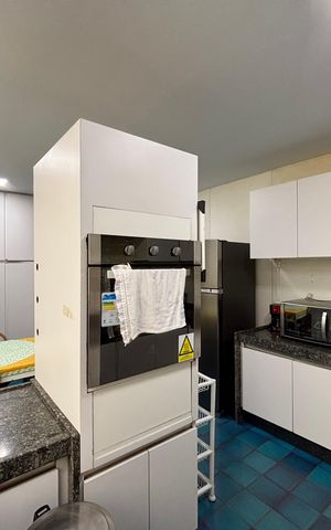 Apartamento à venda com 243m², 3 quartos e 3 vagas Apartamento à venda com 243m², 3 quartos e 3 vagasCozinha