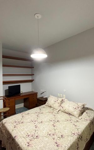 Apartamento à venda com 243m², 3 quartos e 3 vagas Apartamento à venda com 243m², 3 quartos e 3 vagasQuarto 2