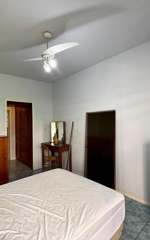 Apartamento à venda com 243m², 3 quartos e 3 vagas Apartamento à venda com 243m², 3 quartos e 3 vagasSuite