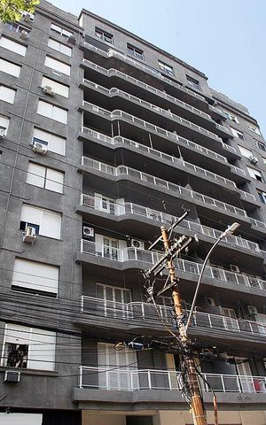Apartamento à venda com 91m², 3 quartos e sem vagaFachada