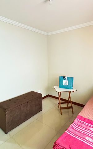Casa à venda com 278m², 5 quartos e 1 vaga