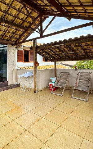 Casa à venda com 278m², 5 quartos e 1 vaga