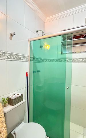 Casa à venda com 278m², 5 quartos e 1 vaga