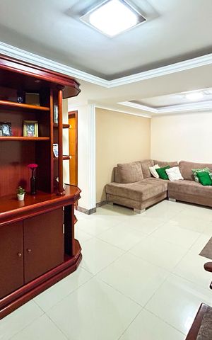 Casa à venda com 278m², 5 quartos e 1 vaga