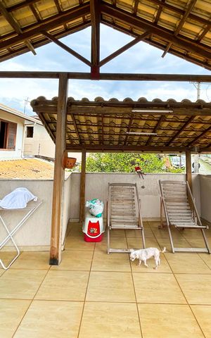 Casa à venda com 278m², 5 quartos e 1 vaga