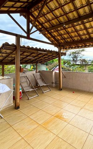 Casa à venda com 278m², 5 quartos e 1 vaga