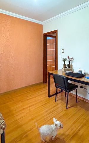 Casa à venda com 278m², 5 quartos e 1 vaga