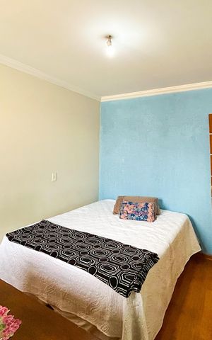 Casa à venda com 278m², 5 quartos e 1 vaga