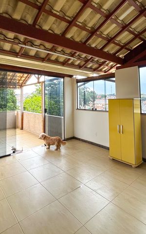 Casa à venda com 278m², 5 quartos e 1 vaga
