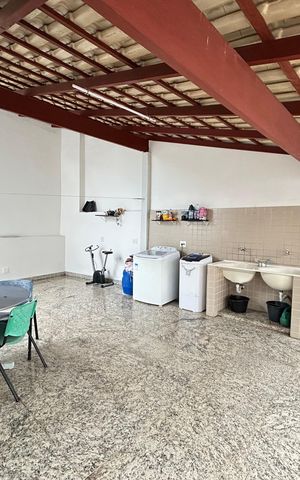 Casa à venda com 278m², 5 quartos e 1 vaga