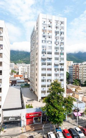 Apartamento à venda com 75m², 2 quartos e 1 vagaVista