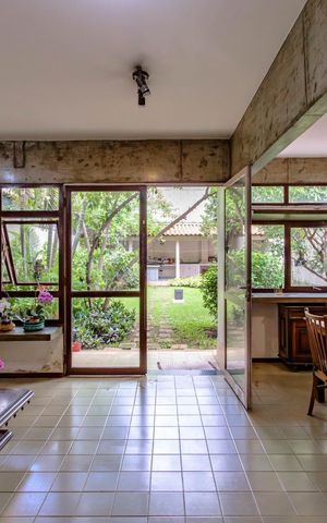 Casa para alugar com 359m², 4 quartos e 3 vagas Casa para alugar com 359m², 4 quartos e 3 vagasSala