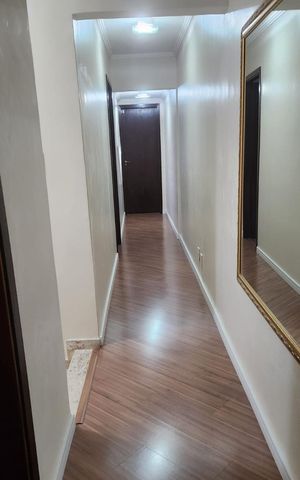 Casa à venda com 112m², 3 quartos e 2 vagas Casa à venda com 112m², 3 quartos e 2 vagasCorredor