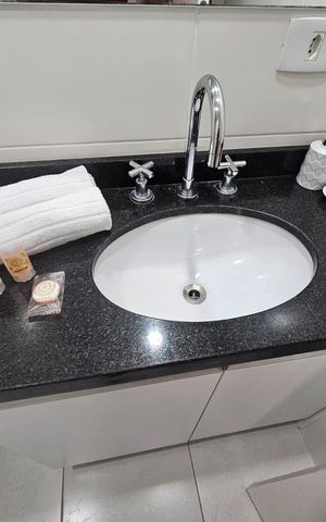Apartamento à venda com 43m², 1 quarto e sem vaga Apartamento à venda com 43m², 1 quarto e sem vagaBanheiro
