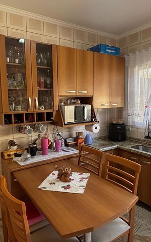 Casa à venda com 68m², 2 quartos e 2 vagas Casa à venda com 68m², 2 quartos e 2 vagasCozinha