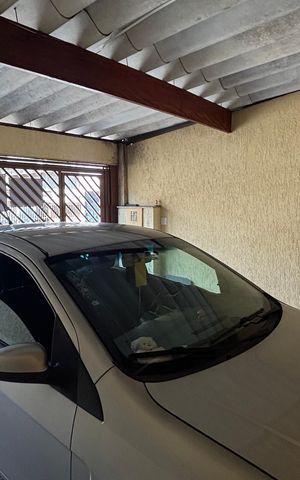 Casa à venda com 68m², 2 quartos e 2 vagas Casa à venda com 68m², 2 quartos e 2 vagasGaragem