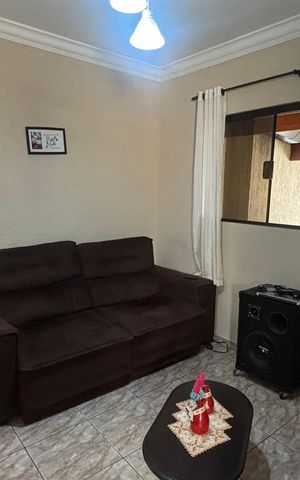 Casa à venda com 68m², 2 quartos e 2 vagas Casa à venda com 68m², 2 quartos e 2 vagasSala