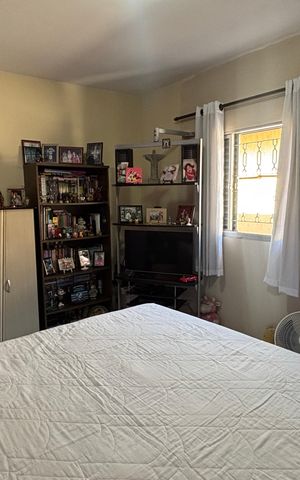 Casa à venda com 68m², 2 quartos e 2 vagas Casa à venda com 68m², 2 quartos e 2 vagasQuarto 1