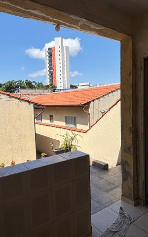 Casa à venda com 68m², 2 quartos e 2 vagas Casa à venda com 68m², 2 quartos e 2 vagasQuintal - Area de Serviçø