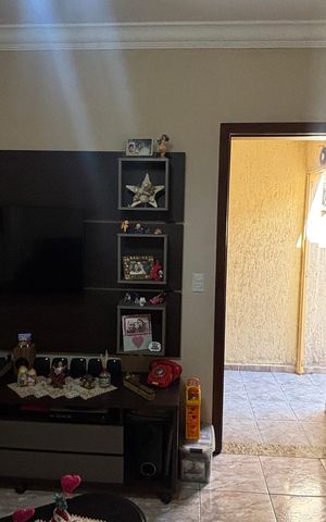 Casa à venda com 68m², 2 quartos e 2 vagas Casa à venda com 68m², 2 quartos e 2 vagasSala