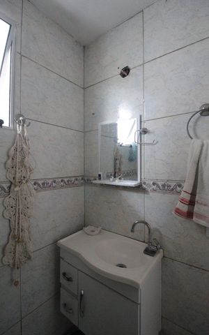 Casa de condomínio à venda com 96m², 2 quartos e sem vagaBanheiro Social