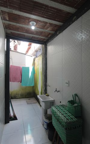 Casa de condomínio à venda com 96m², 2 quartos e sem vagaCozinha e Área de Serviço